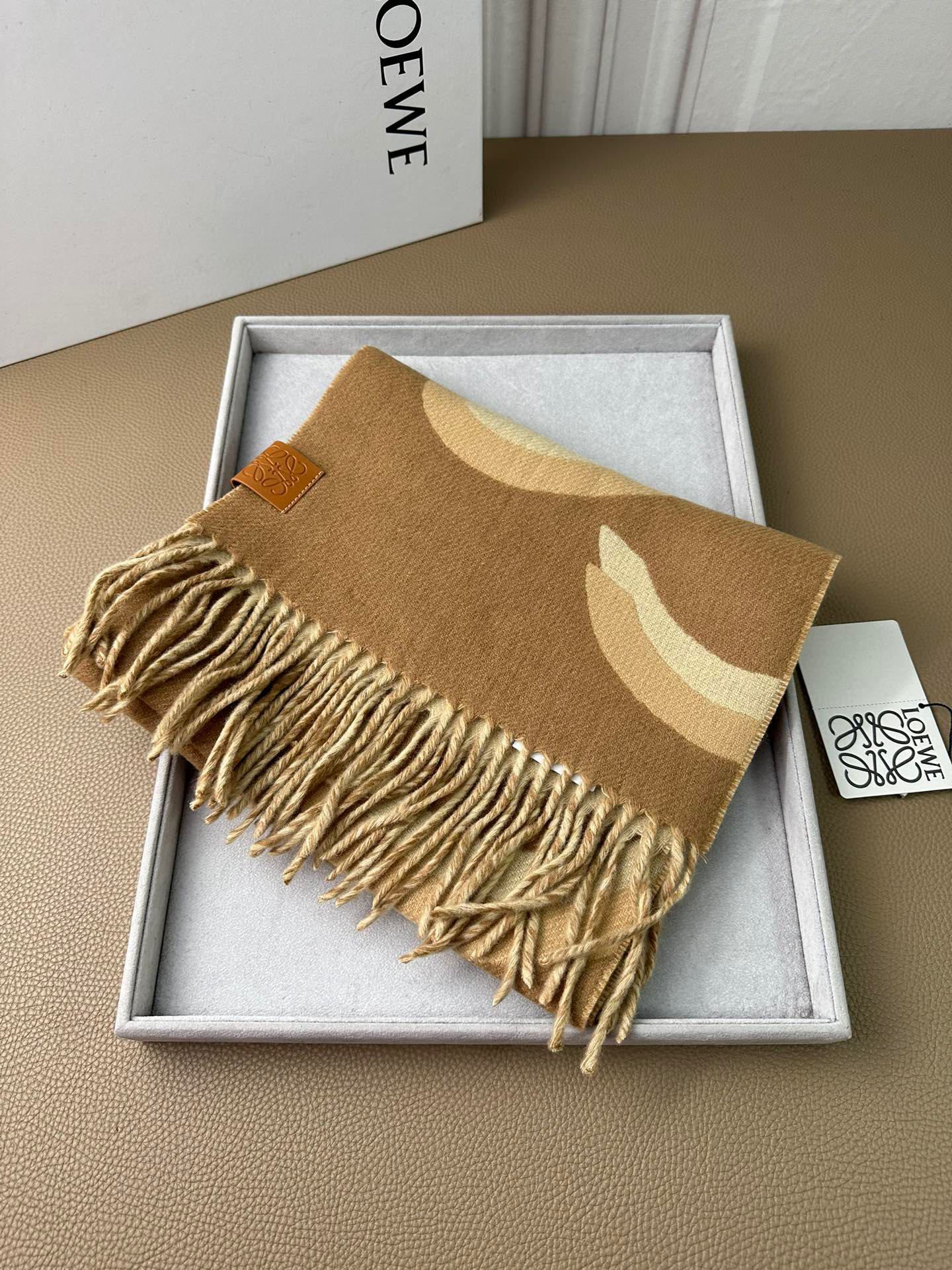 Loewe Scarf